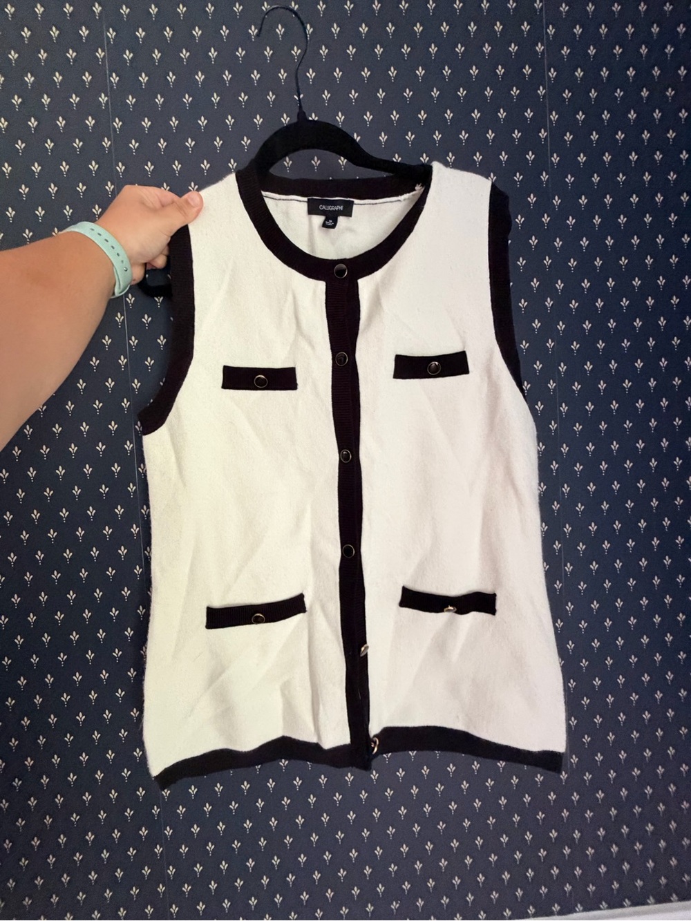 Claiborne White Knit Sleeveless Sweater Vest with Black Trim